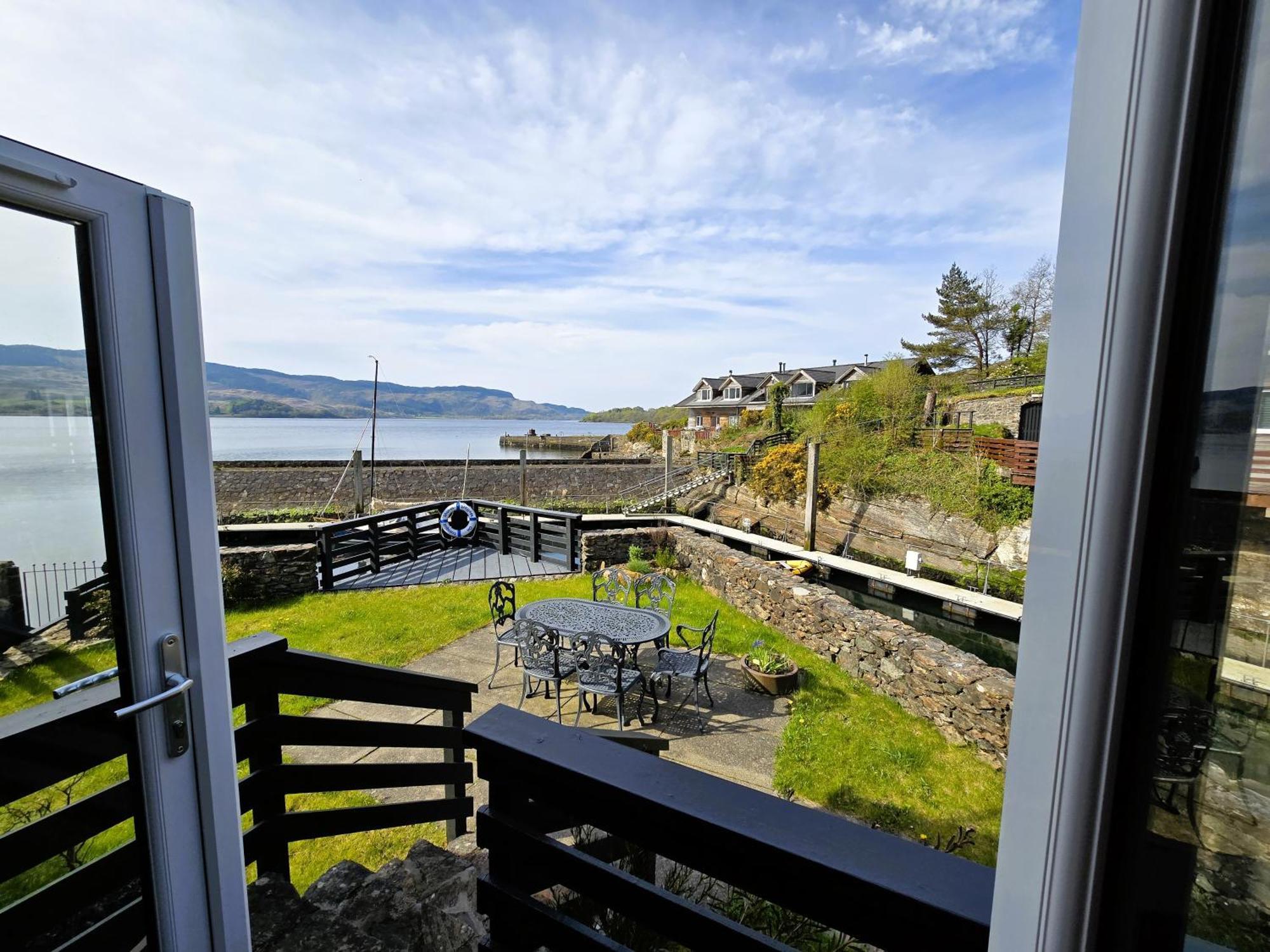 Melfort Pier & Harbour Resort Kilmelfort Exterior photo